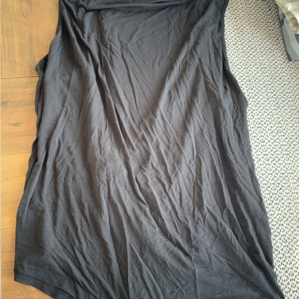 Lululemon Athletica Black Sleeveless Tank Top